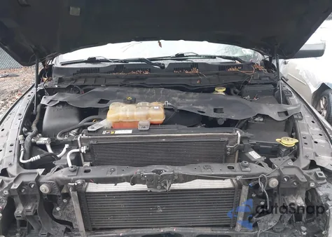 2017 Ram 1500 Laramie 4X2 5'7 Box z USA, uszkodzony, nr VIN 1C6RR6NM5HS576900